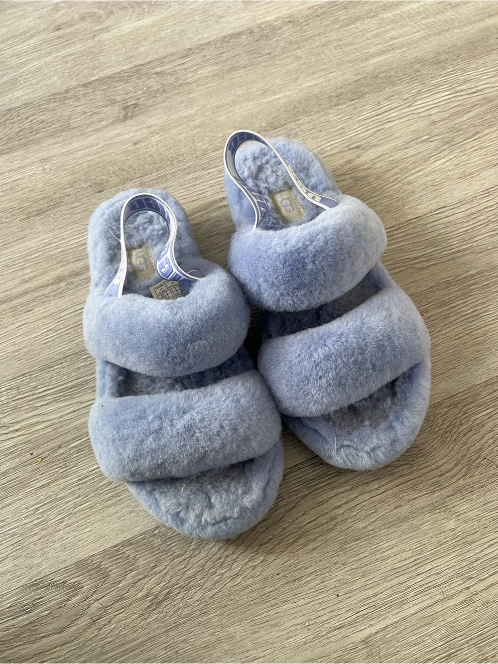 Ugg slippers size 8